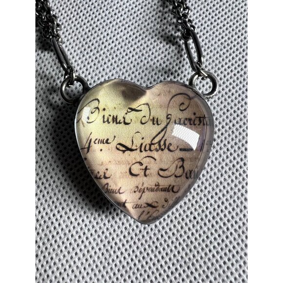 Vintage Heart-Shaped Necklace With Chain - Picture 1 of 6